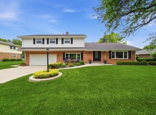 202 E Hanover Pl, Peoria, IL 61614