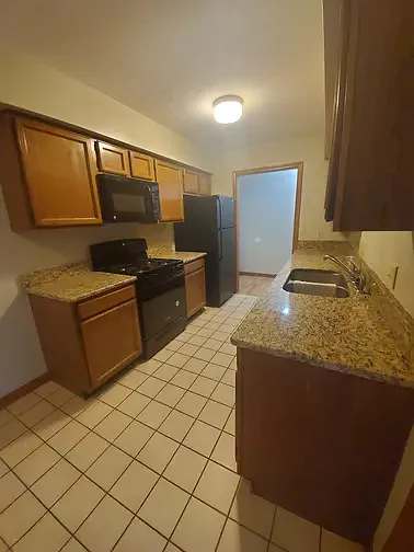 2 bed, 719 sqft, $1,795 — Photo 4