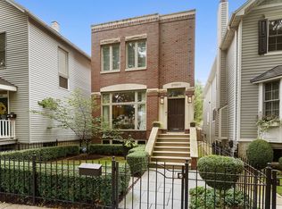 2650 N Magnolia Ave, Chicago, IL 60614