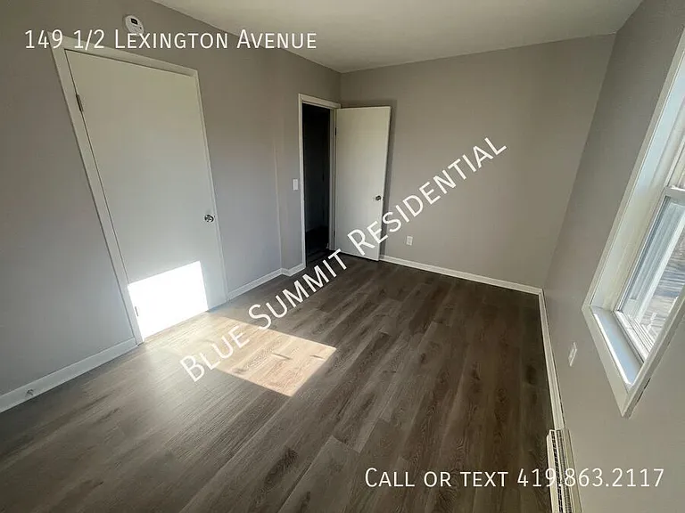 149 1/2 Lexington Ave — Photo 7