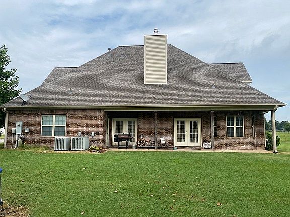 3rd image of 222 Spring Creek Rd