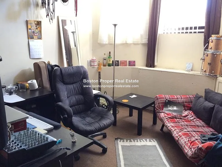 1111 Boylston St #29 — Photo 3