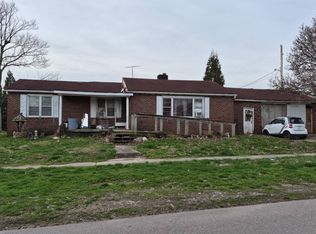 490 10th St NE, Linton, IN