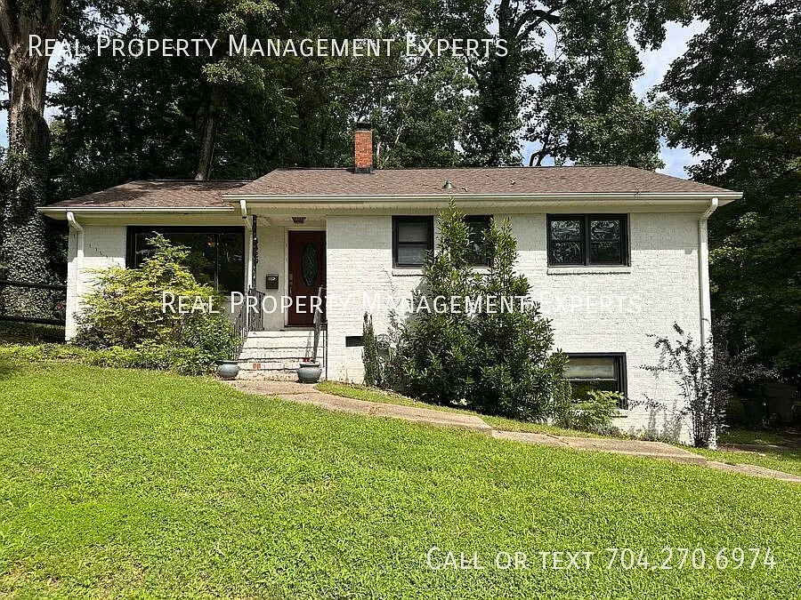 Coming Soon! Charming 3-Bed 1.5 Bath Home In Classic Booming Collins Park! — Photo 1