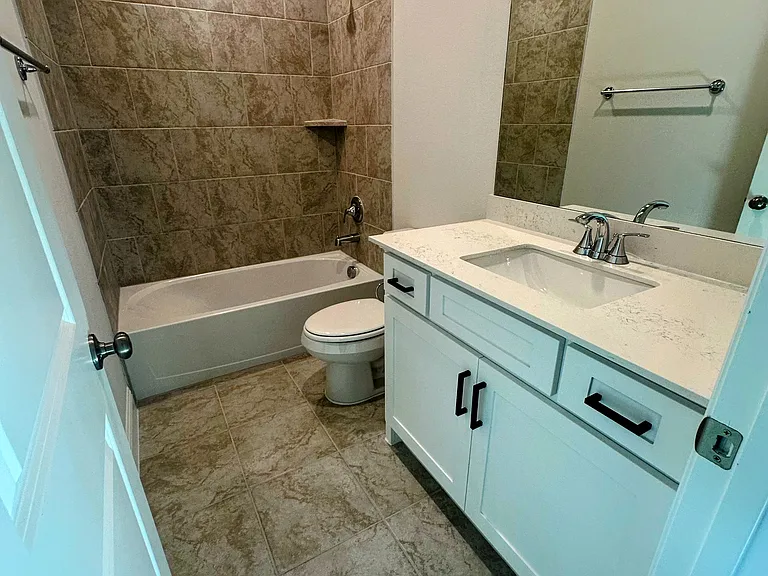 3120 Lucia Way — Photo 10