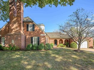 25 Ednam Village St, Charlottesville, VA 22903