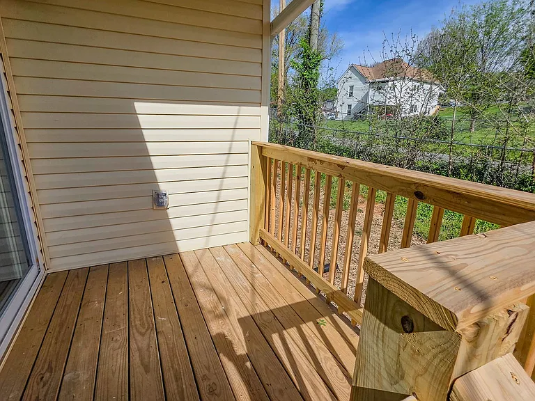 1422 Nolan Ave NW — Photo 20