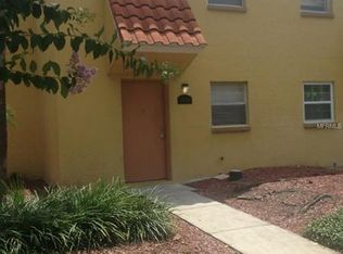 2882 Somerset Park Dr, Tampa, FL 33613