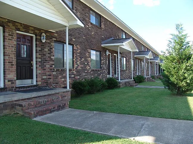 2 bed, 950 sqft, $1,195 — Photo 4