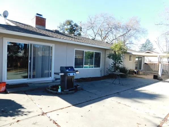 1520 Arkell Rd, Walnut Creek, CA 94598