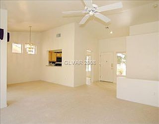 2nd image of 2721 Valley Downs Dr