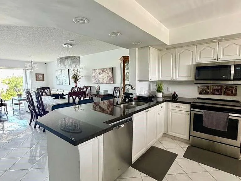 1400 SW 131st Way #407Q — Photo 10