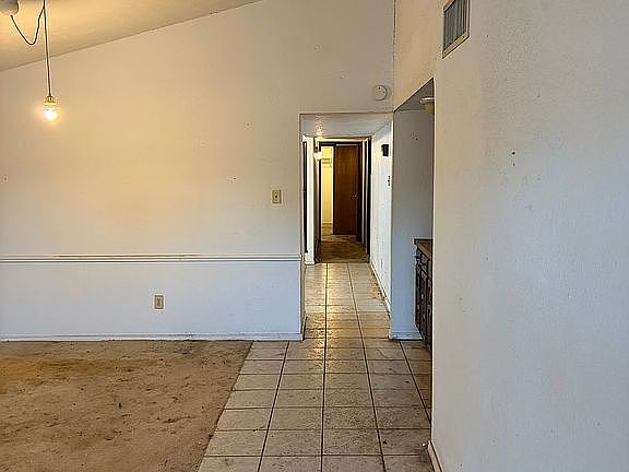 3rd image of 4016 Buckwheat St