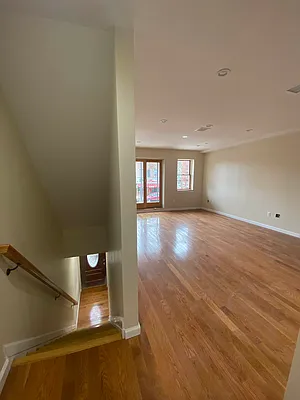 Rented by Brooklyn Real Inc | media 12