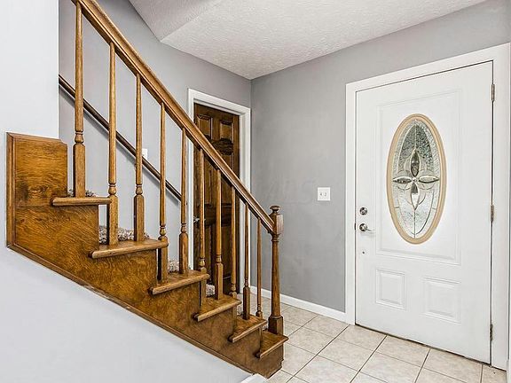 4th image of 13733 Stonehenge Cir NW