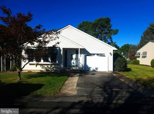 90 Sunset Rd, Whiting, NJ 08759