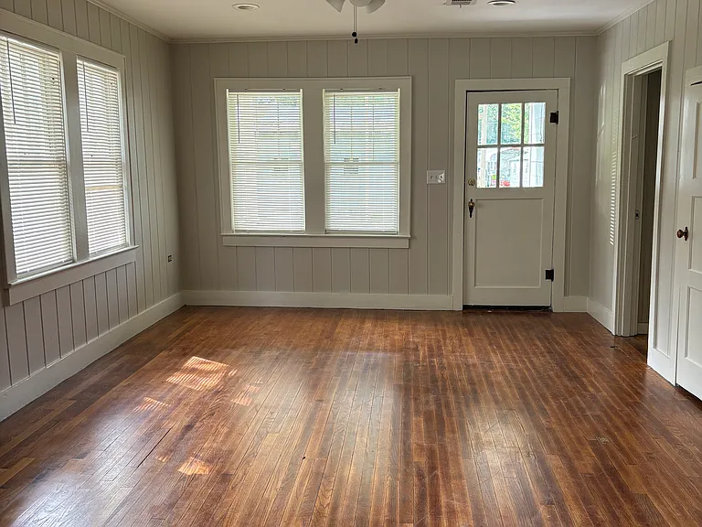 223 Daugherty Ave — Photo 5