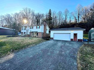 114 Middle Run Rd, Weston, WV 26452