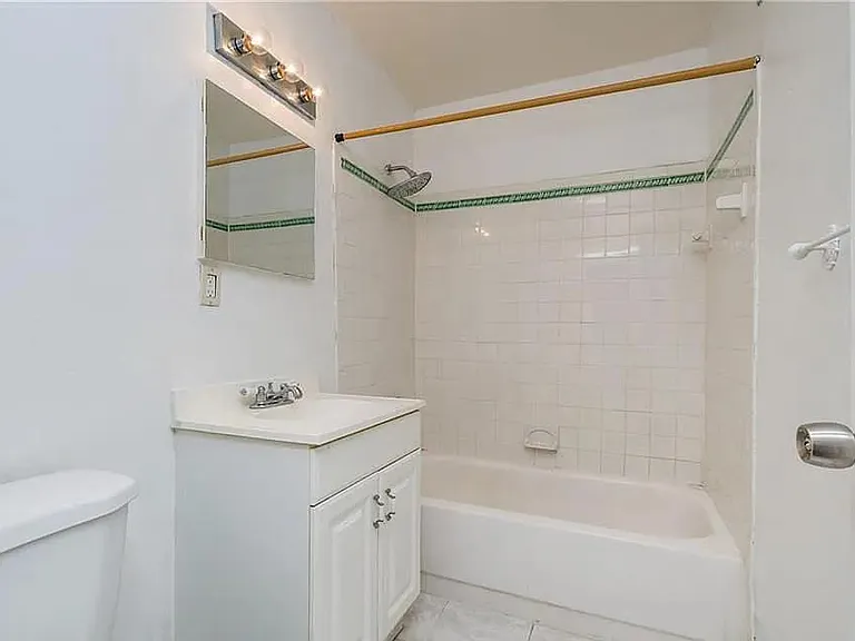 6117 SW 69th St #44 — Photo 2