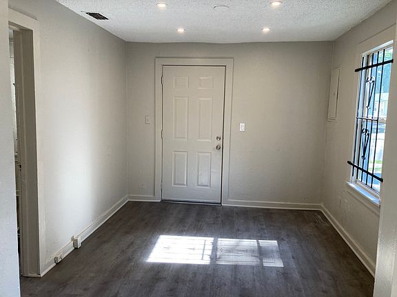 3rd image of 1764 W 13th St