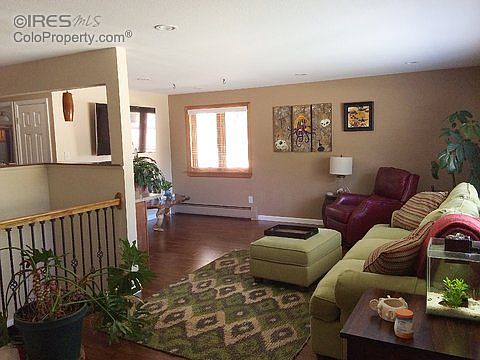 3rd image of 1225 Cody St