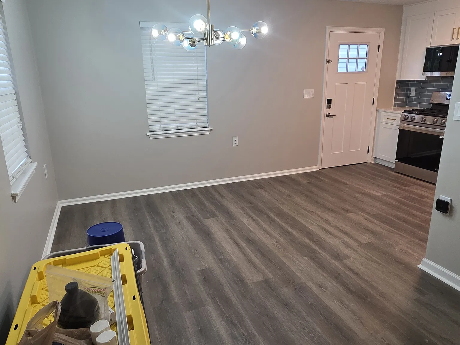 3 bed, 1196 sqft, $2,200 — Photo 4