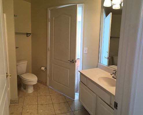 4th image of 901 N Monroe St APT 1410