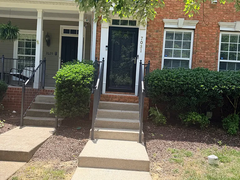 7031 Sunnywood Dr — Photo 13