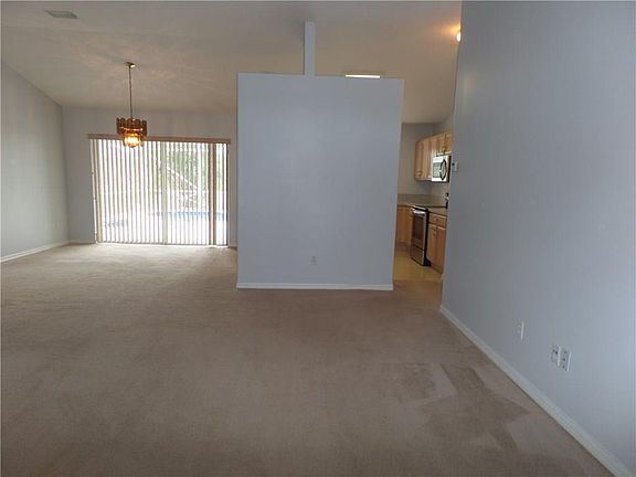 5th image of 1626 SW Sylvester Ln