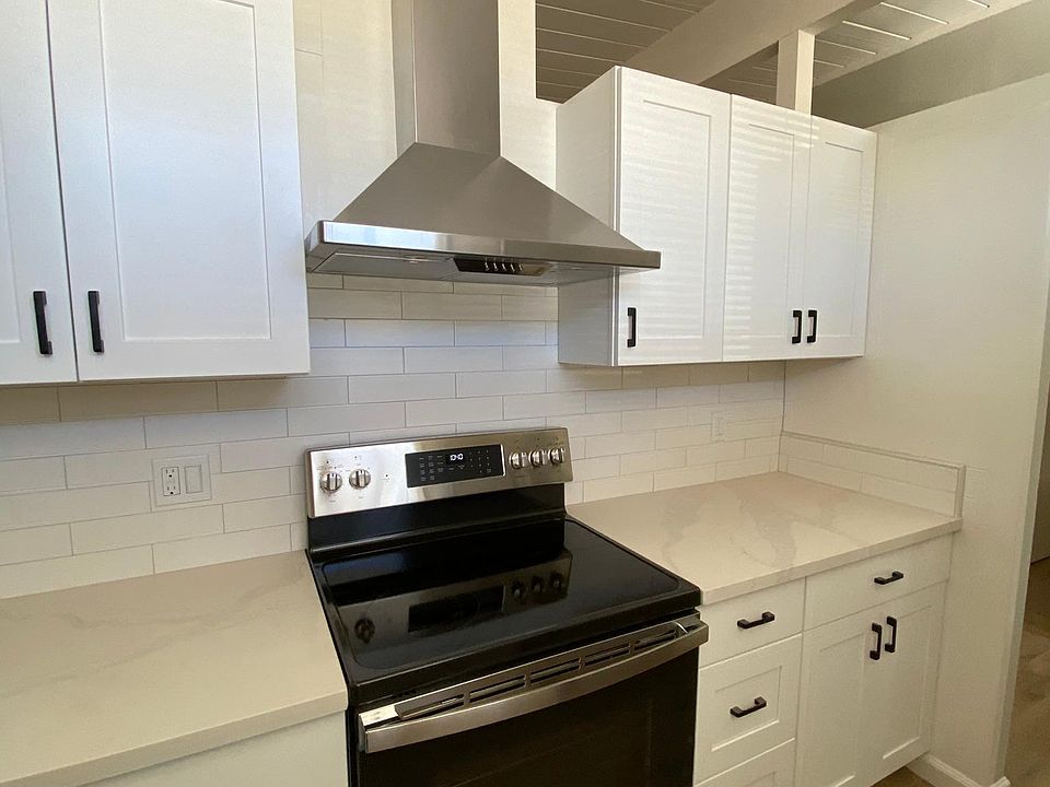 1st image of 1706 Eleanor Dr
