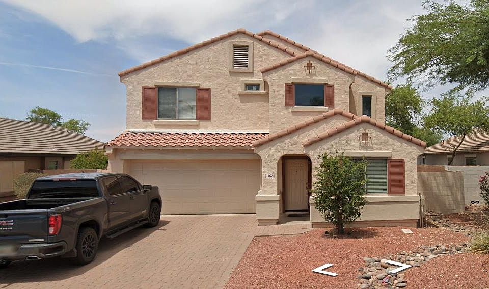 1st image of 1362 E Prickly Pear Dr