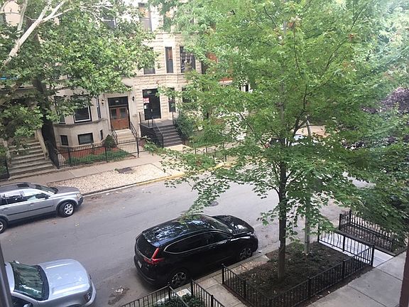 4th image of 865 W Newport Ave APT 2