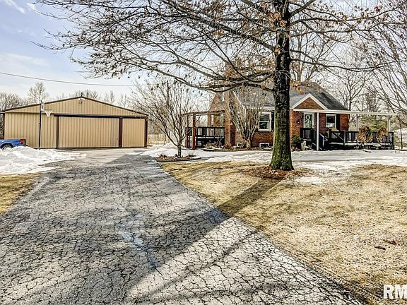 4th image of 6474 Owens Ln