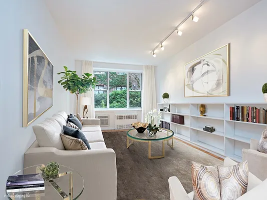 Sold by Sotheby's International Realty | media 8