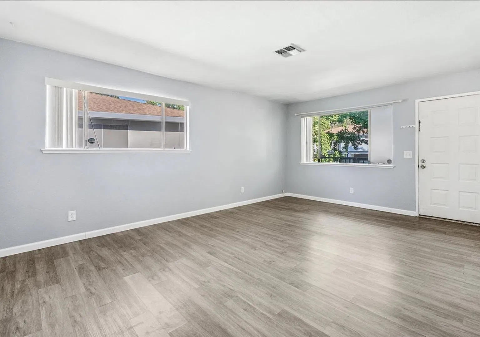 4718 Hayford Way #4 — Photo 3