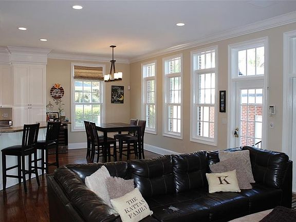 4th image of 2933 W Bayshore Ct