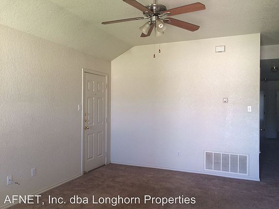 5th image of 2608-A Edgefield St
