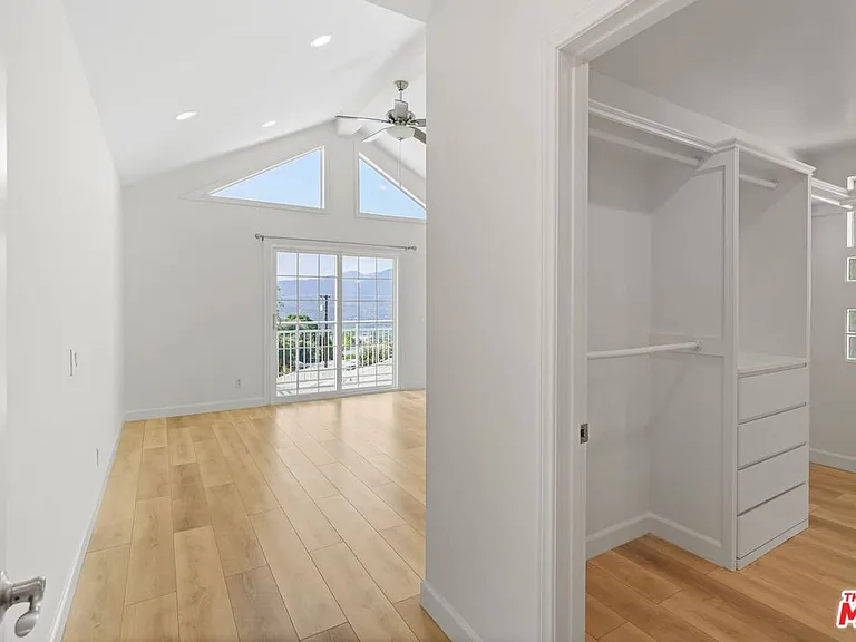 2910 Santa Carlotta St — Photo 20