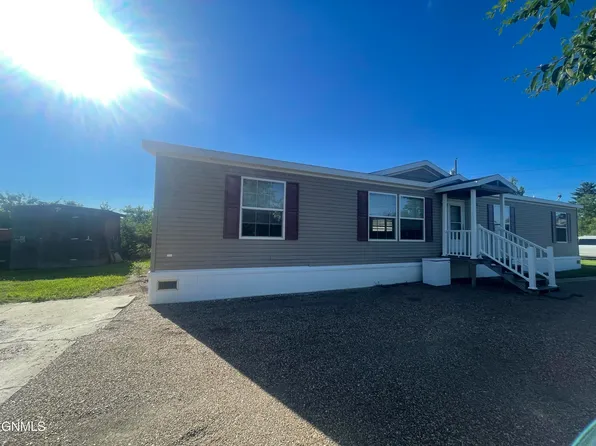 310 Central Ave, Plentywood, MT 59254