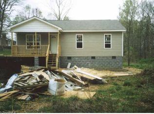 1408 Larson St, Greensboro, NC 27407