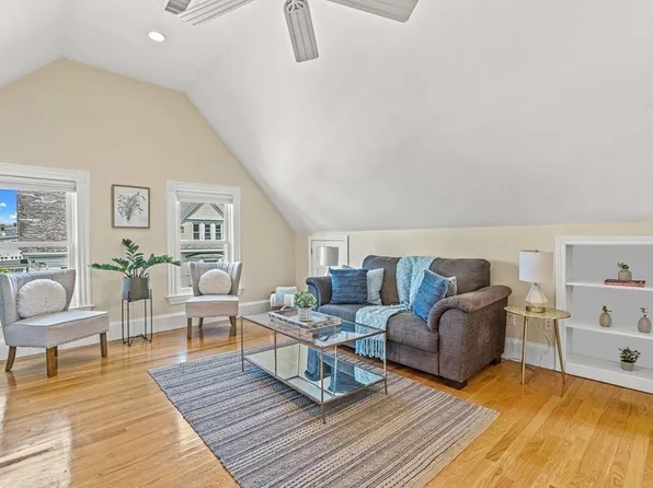 328 Summer St #3, Somerville, MA 02144