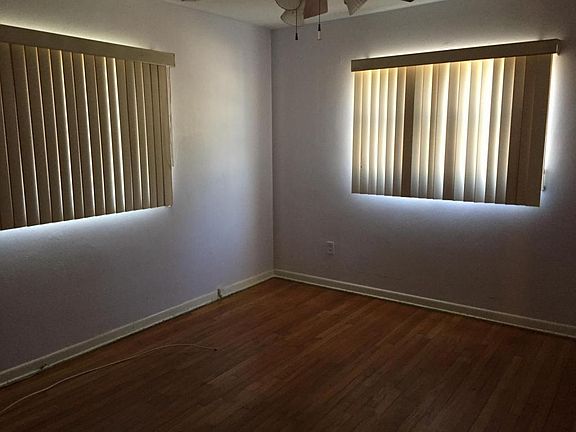 3rd image of 1113 Brownell St