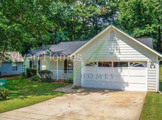 5442 Biffle Ct, Stone Mountain, GA 30088