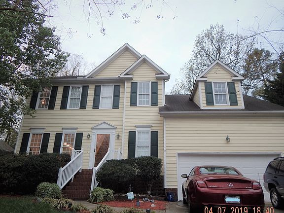 2 Car Garage, Double Drive