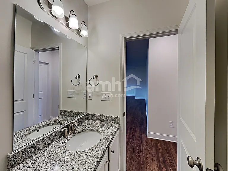 5160 Smithbriar Dr — Photo 31