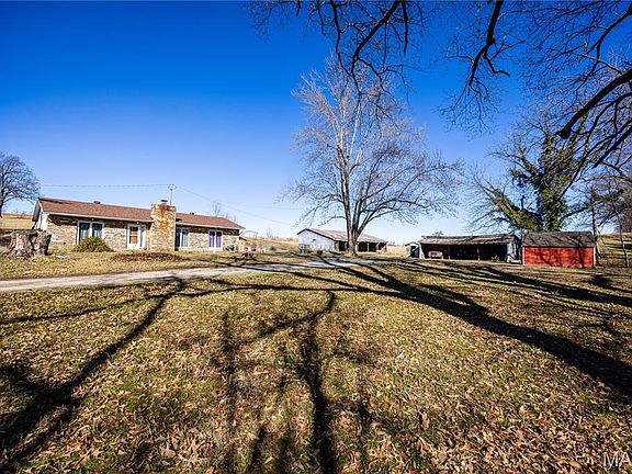 5th image of 760 County Road 349