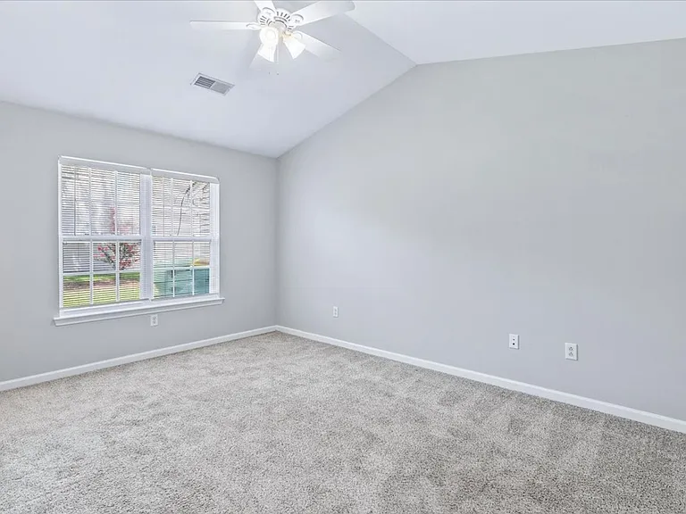 205 Sonata Cir — Photo 15
