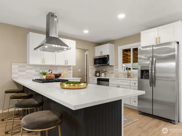 8408 Dalton Drive SW, Lakewood, WA 98498