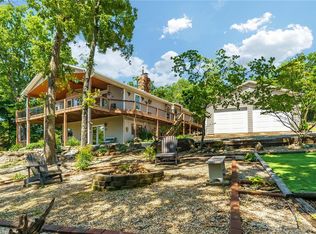 22451 Indian Point Rd, Garfield, AR 72732