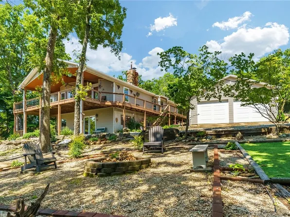 22451 Indian Point Rd, Garfield, AR 72732